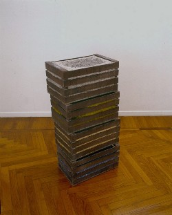 Perino & Vele - Small archives, 2001
iron, papier-mâché
cm 104 x 52,5 x 33