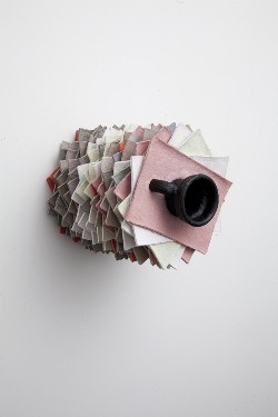Perino & Vele - Grande Elpìs, 2014
papier-mâchè, fibreglass, bitumen (69 sheets)
cm 53,5 x 47 x 47